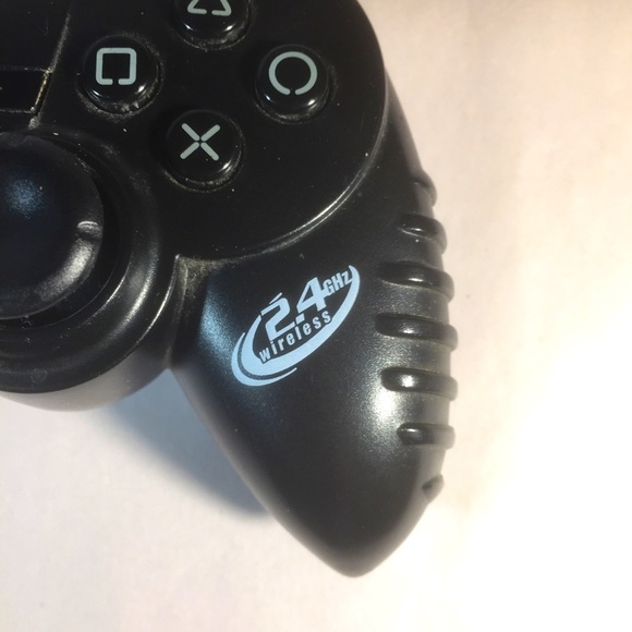 PS2 Game Stop Mad Catz Wireless Game Controller - Picture 5 of 7